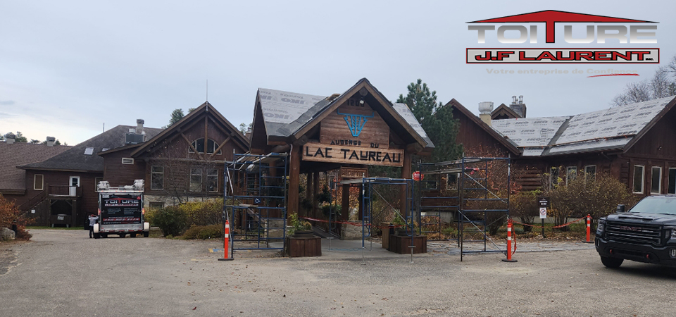 Réparation de toiture, bardeaux d'asphalte